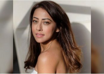 Ainy Jaffri makes a comeback, resurfacing in Indian industry
