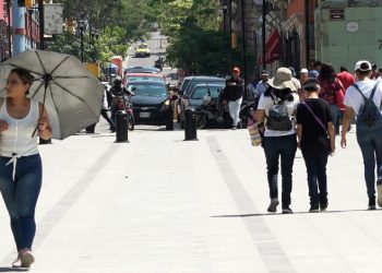 Extreme heat intensifies across south-west US