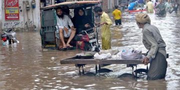 Four die, as heavy rain lashes Lahore, floods roads