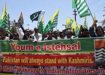 PM, army top brass highlight India’s repression in IIOJK on Youm-e-Istehsal Kashmir