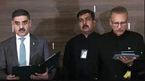 Anwaar-ul-Haq Kakar takes oath as eighth caretaker prime minister Pakistan