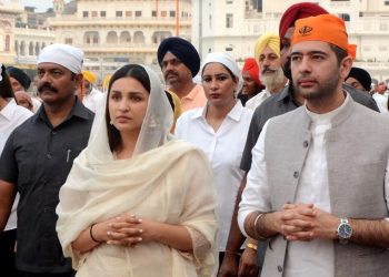 Parineeti Chopra, Raghav Chadha pay visit to Golden Temple ahead of wedding