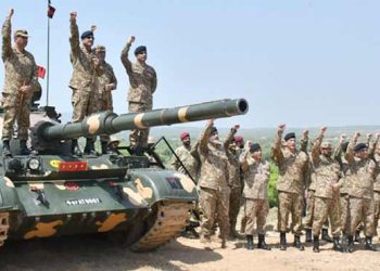 Army chief stresses need for promoting greater interfaith harmony in society