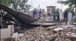 4 dead, 12 injured as suicde blast rips through Hangu mosque