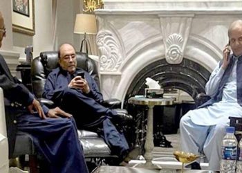 Shujaat ‘advises’ PML-N, PPP to avoid conflict