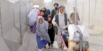 Taliban govt urges Pakistan to ‘reconsider’ drive to expel illegal Afghan immigrants