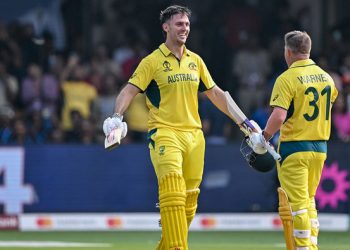 Warner, Marsh fireworks as Australia outclass Pakistan