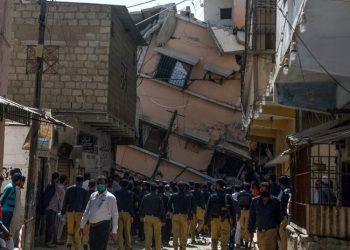 Three killed as under-construction building collapses in Karachi