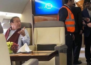 Nawaz Sharif books chartered plane from Dubai to return home