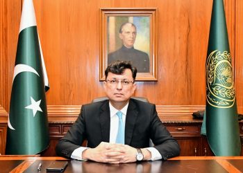 Illegal immigrants to leave city by Oct 31, Commissioner Karachi