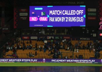 Fakhar smashes Kiwis in rain-hit match chasing mamooth 402