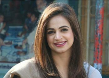Former actress Noor Bukhari steps into politics, joins IPP