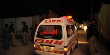 Karachi: ‘Financially distressed’ couple attempts suicide after failing to pay house rent