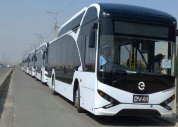 Chinese firm hands over 160 e-buses to Pakistan