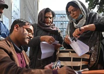 Clerics issue Fatwa to ban women from canvassing in Kohistan