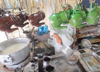 Pakistanis drank tea worth over $336 million in six months!