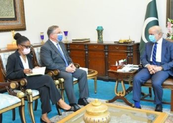Pak, US discuss Washington’s support on economic reforms through IMF