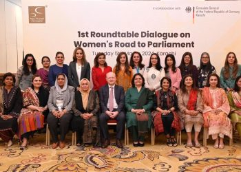 Roundtable dialogue stresses need for greater participation of women in public policy