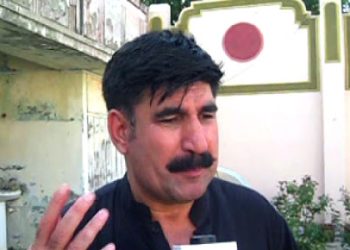 PPP candidate from NA-8 Akhunzada Chattan escapes blast in Bajaur