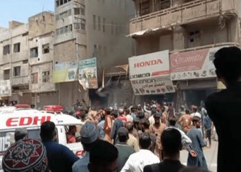 Karachi: One dead, six injured in cylinder blast