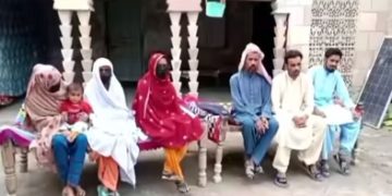 Meet Pakistani family whose heart beats on the right side