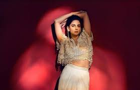 ‘Your love completes me’ Saba Qamar celebrates 40th birthday with dream man