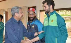 PCB chief meets Shaheen Afridi, Babar Azam in Kakul academy
