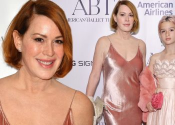 Molly Ringwald Reveals ‘Harrowing’ Experience as Young Actress