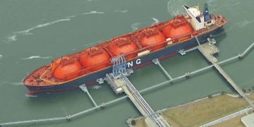 Pakistan unlikely to buy spot LNG in summer