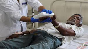 74 dead as heatwave takes heavy toll on India