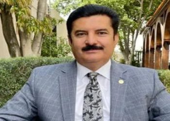 Ready to talk with PTI if they apologise for past mistakes, KP governor