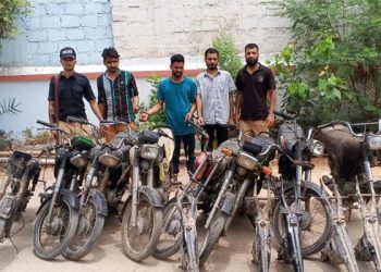 Karachi police bust notorious bike lifters gang, selling motorcycles online