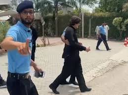 Police arrest Raoof Hasan for ‘running anti-Pakistan digital media cell’