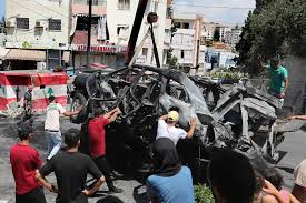 Israel kills Fatah commander in southern Lebanon