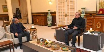 PM directs PCB Chairman to reform cricket team after their poor performance in World Cups