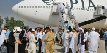 Hajj pilgrims likely get back Rs 100,000,  minister