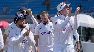 England scripts history as Pakistan become first team to score 500 in an innings defeat