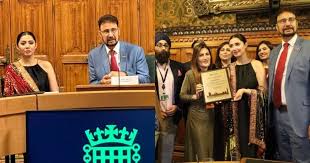 UK parliaments honours Mahira Khan for her exceptional work on screen
