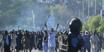 Army deployed in Islamabad after PTI protest turns violent
