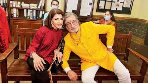 Veteran actor Shakti Kapoor escapes kidnapping  bid
