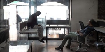 Slow internet service in Pakistan forces international companies to relocate operations