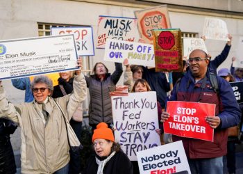 US judge halts Trump administration’s calls for mass firings at agencies