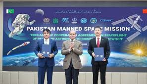 Pakistan to launch first astronaut with support of China
