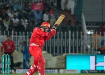 Islamabad United beats LQ in opening match of PSL-10