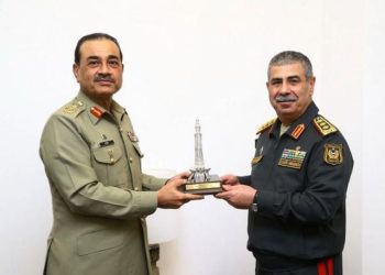 Azerbaijan’s defence chief calls on Field Marshal Asim Munir