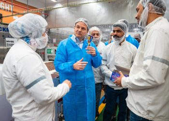 US Consul General visits Mondelēz Plants in Hub, highlights American business contributions