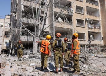 Iran fires new salvo of missiles, explosions at Tel Aviv, Jerusalem