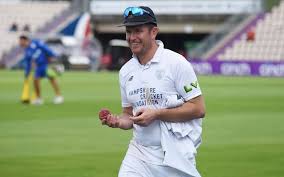 Liam Dawson replaces injured Bashir for fourth test