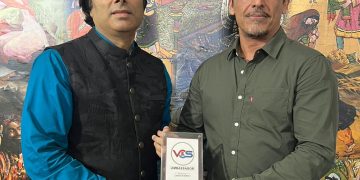 International martial arts Jameel Chandio calls on Dr. Umair Haroon at VOS