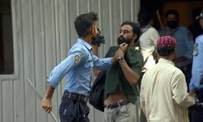 Islamabad police beat up journalists, storm National Press Club